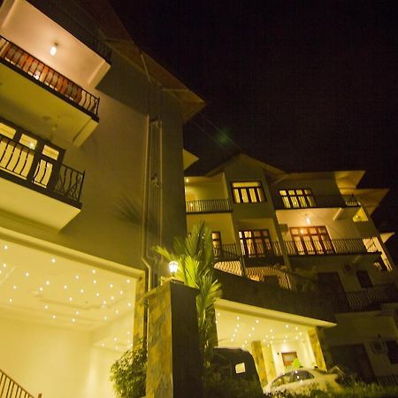 Serene Grand Villa Kandy Exterior foto