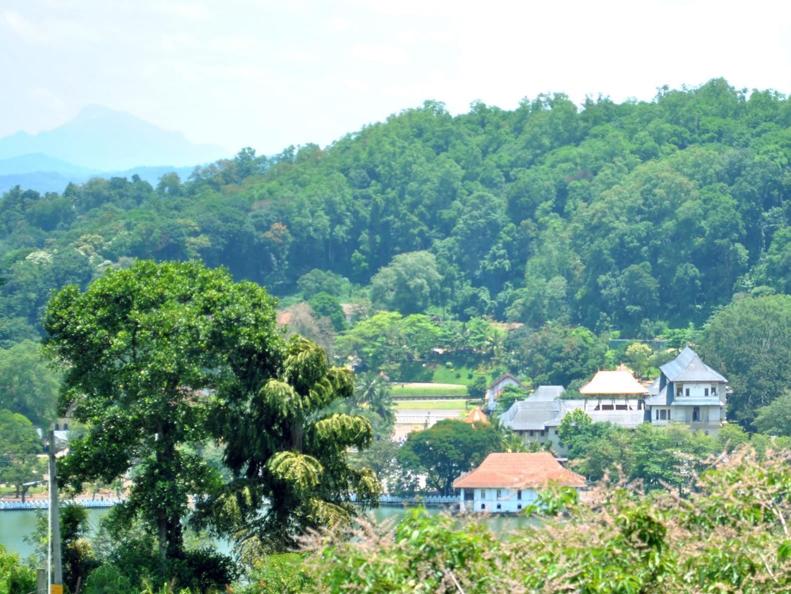 Serene Grand Villa Kandy Exterior foto