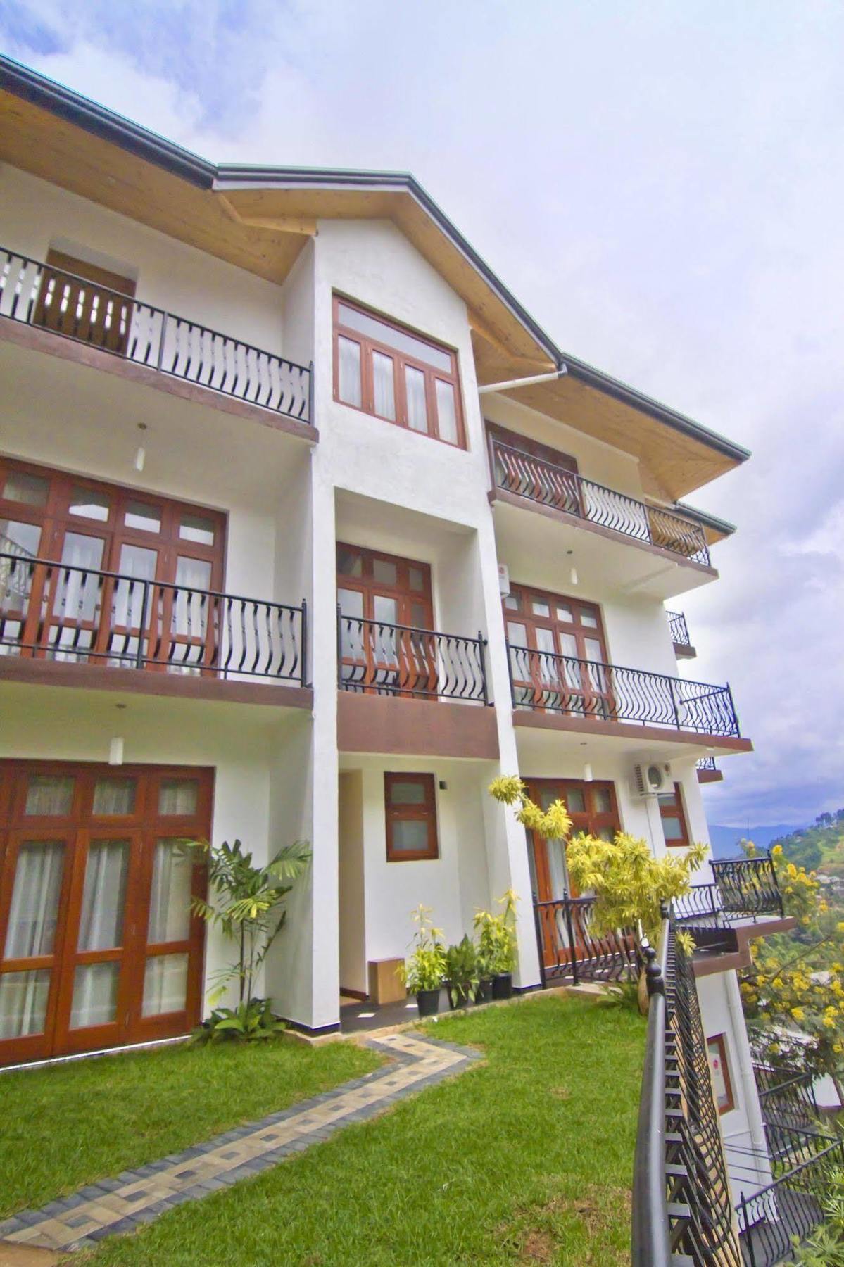 Serene Grand Villa Kandy Exterior foto