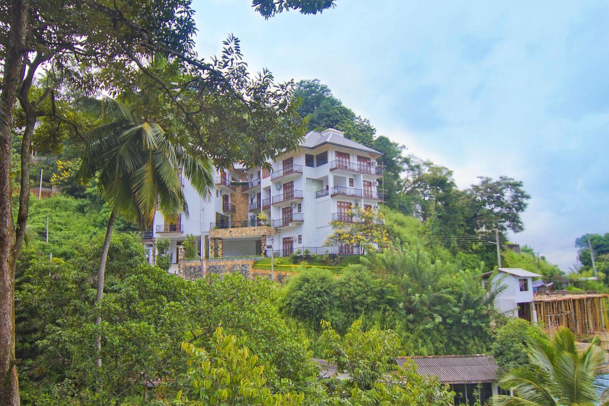 Serene Grand Villa Kandy Exterior foto