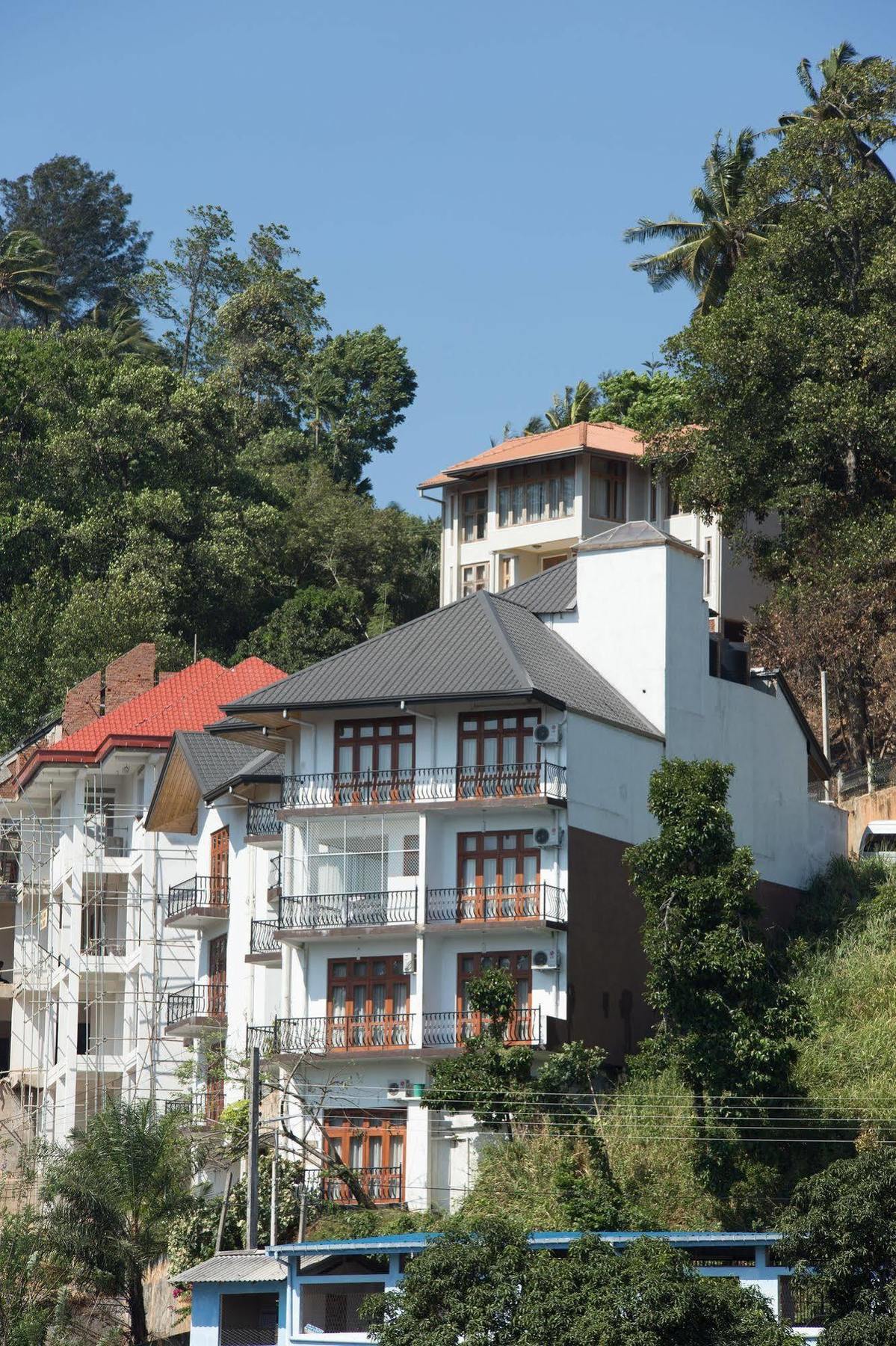 Serene Grand Villa Kandy Exterior foto